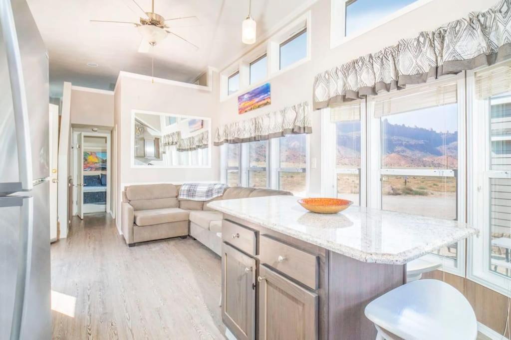 Redrock Moab Tiny House W Large Loft Site 8 Villa Екстериор снимка
